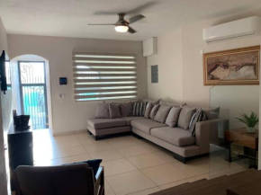 Modern 3 bedroom Private home with Aircondition